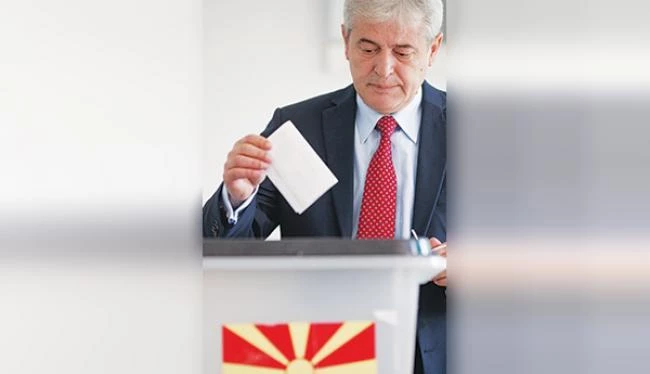 Σκόπια: Γιατί «τρέμουν» οι Αλβανοί τις πρόωρες εκλογές